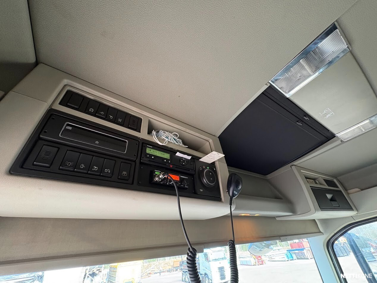 Volvo FH13 540 6x2 vetoauto aurapuskuri + suolainvalmius Euro 6 *29000,00 + alv * Rahoitus / Leasing * 2014 - Image 20