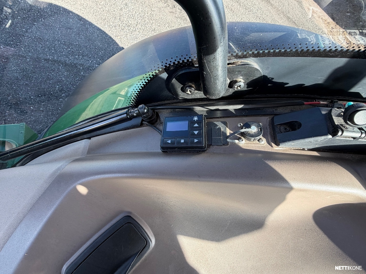 John Deere 6155R 93.000€ALV0 RAHOITUS/LEASING TARJOLLA! PREMIUM EDITION* ETUNOSTOLAITE* ETU PTO * SIISTI JONTIKKA 2022 - Image 28