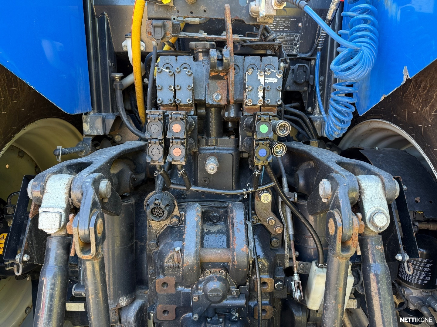 New Holland T7.245 115.000€ALV0 RAHOITUS/LEASING TARJOLLA! PC LAATIKOLLA* ALATERÄ* AURAPUKKI 0 - Image 10