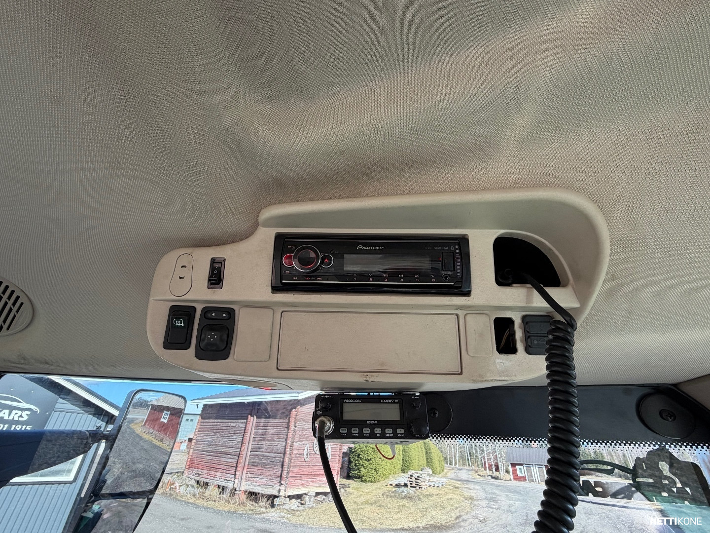 John Deere 6155R 93.000€ALV0 RAHOITUS/LEASING TARJOLLA! PREMIUM EDITION* ETUNOSTOLAITE* ETU PTO * SIISTI JONTIKKA 2022 - Image 27