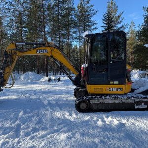 JCB 48 Z-1 32000 alv 0 % *STEELWRIST* *LUISKAKAUHA* *KUOKKAKAUHA* *EBERI* *RASVARI* *RAHOITUS/LEASING TARJOLLA* 2017