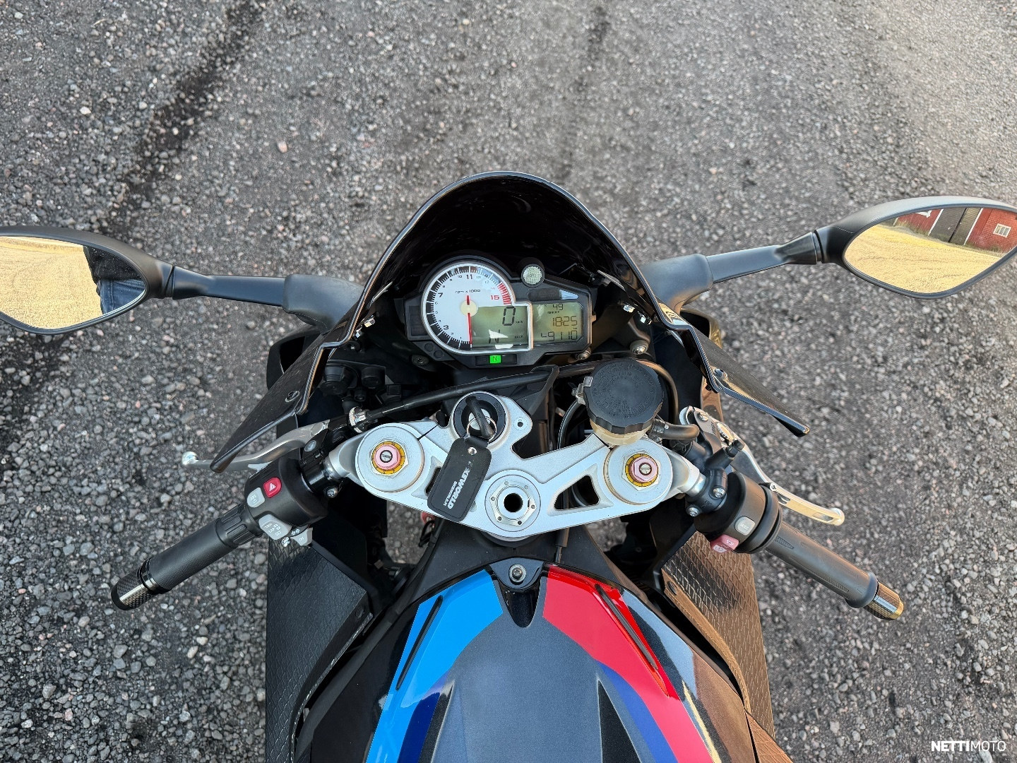 BMW S 1000RR 2011 - Image 21