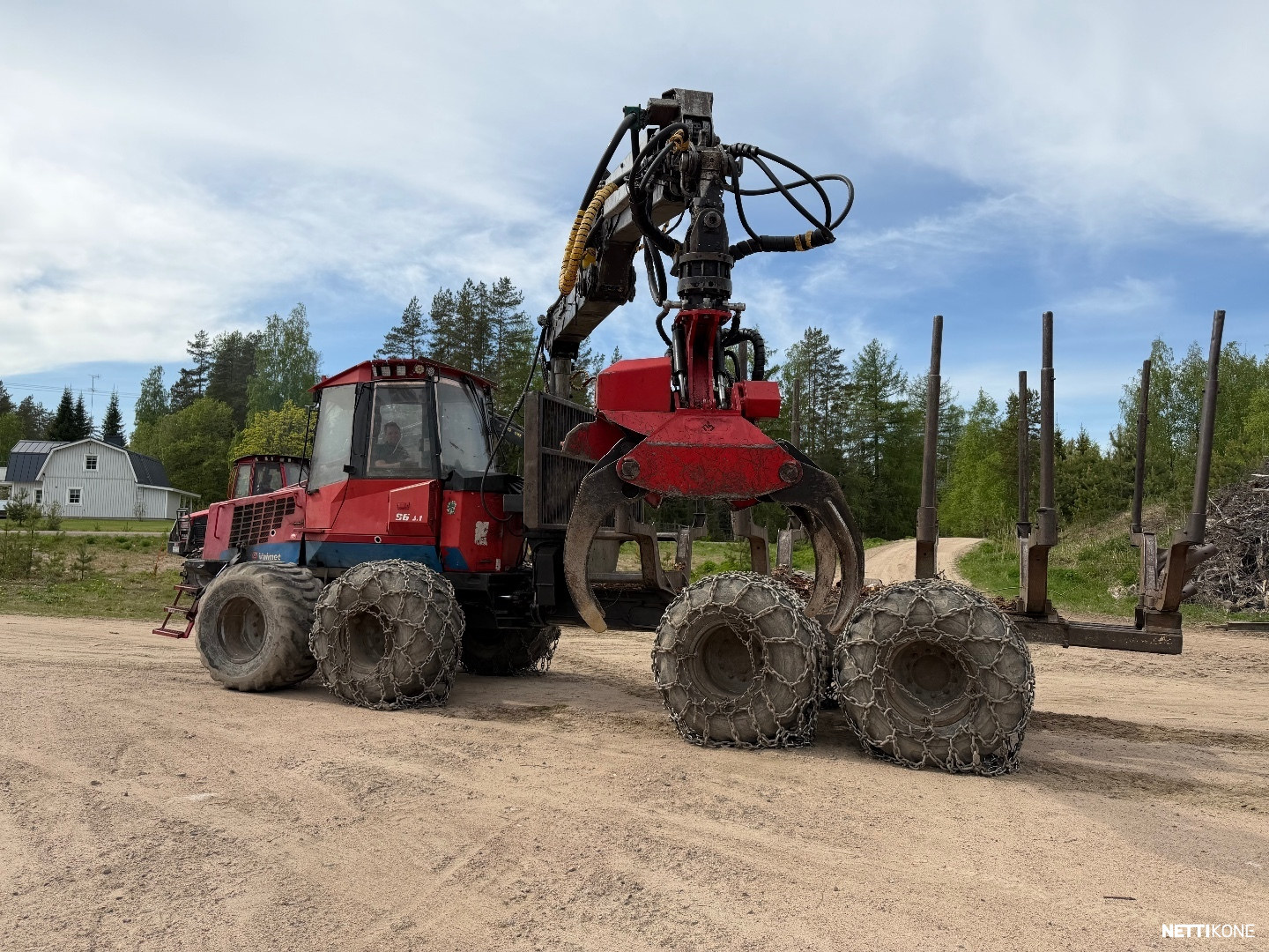 Valmet 860 33.000€ALV0 RAHOITUS/LEASING TARJOLLA! VALMET SUORAAN TÖIHIN. 2002 - Image 9