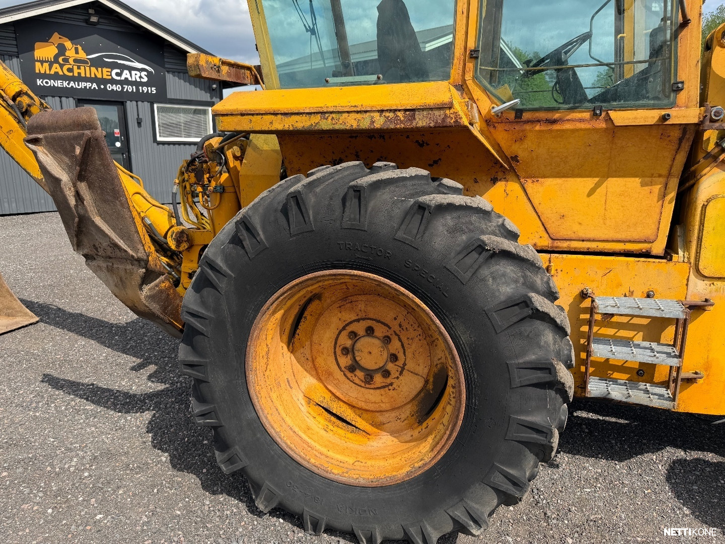 James 62C 10.000€+alv 4X4 RAHOITUS TARJOLLA! KALLISTUVALLA KIINIKKEELLÄ! 1982 - Image 8