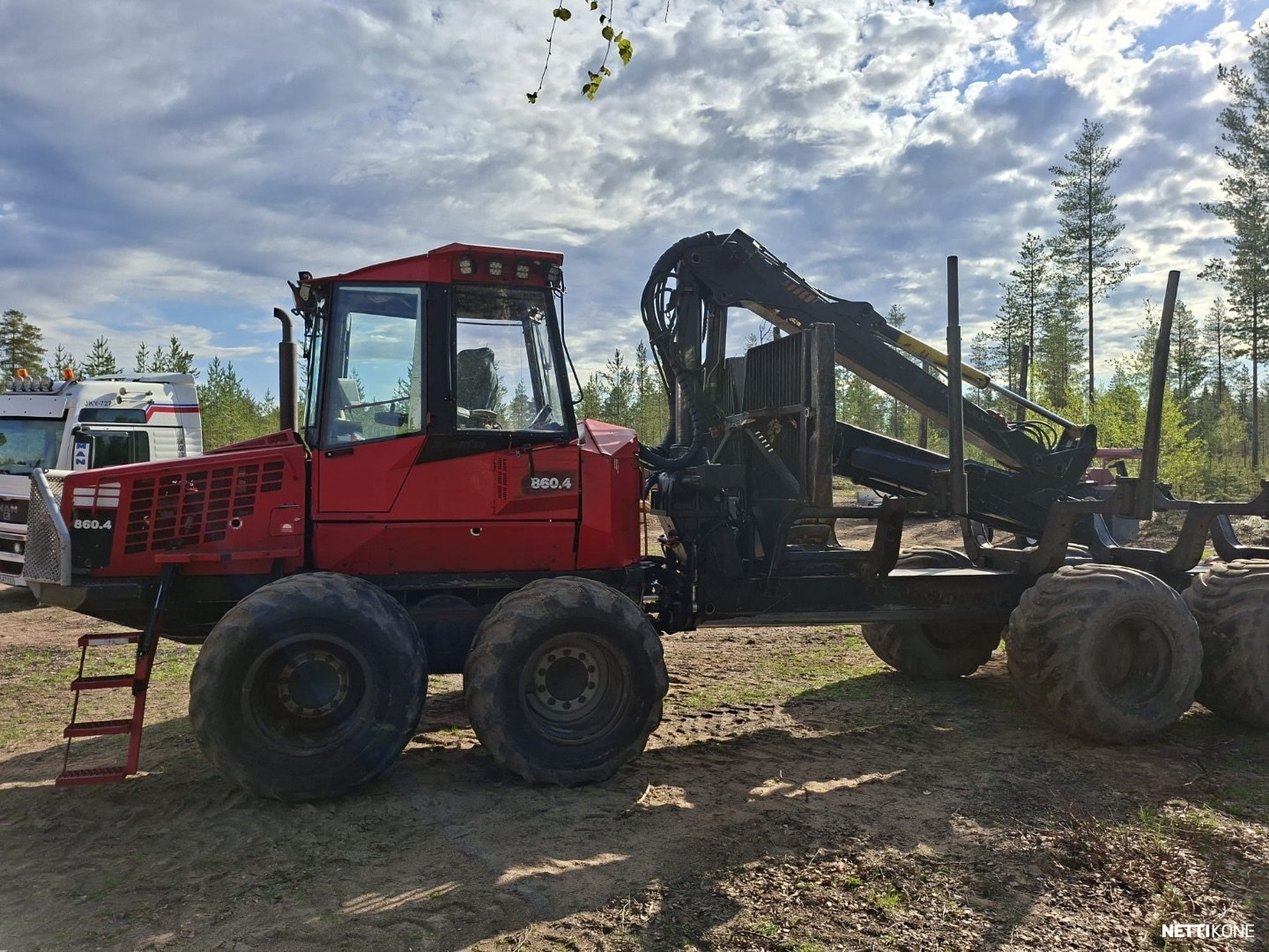 Komatsu 860.4 57.500€ALV0 RAHOITUS/LEASING TARJOLLA! HYVÄ HUOLTOHISTORIA 2011 - Image 3