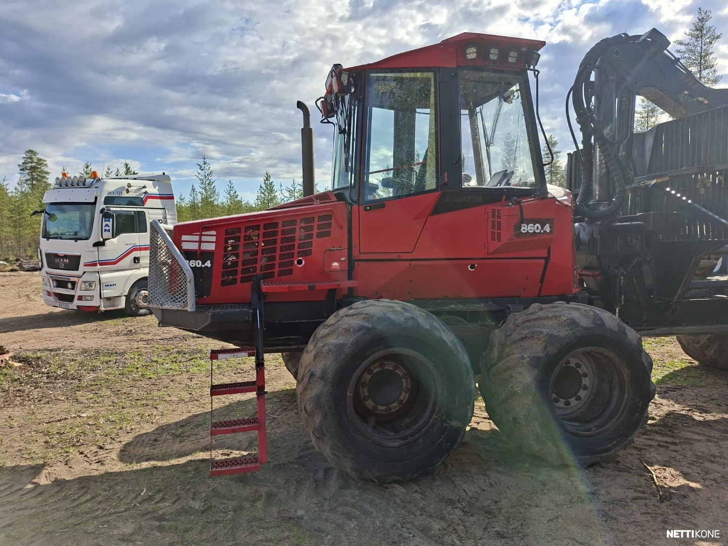Komatsu 860.4 57.500€ALV0 RAHOITUS/LEASING TARJOLLA! HYVÄ HUOLTOHISTORIA 2011 - Image 4