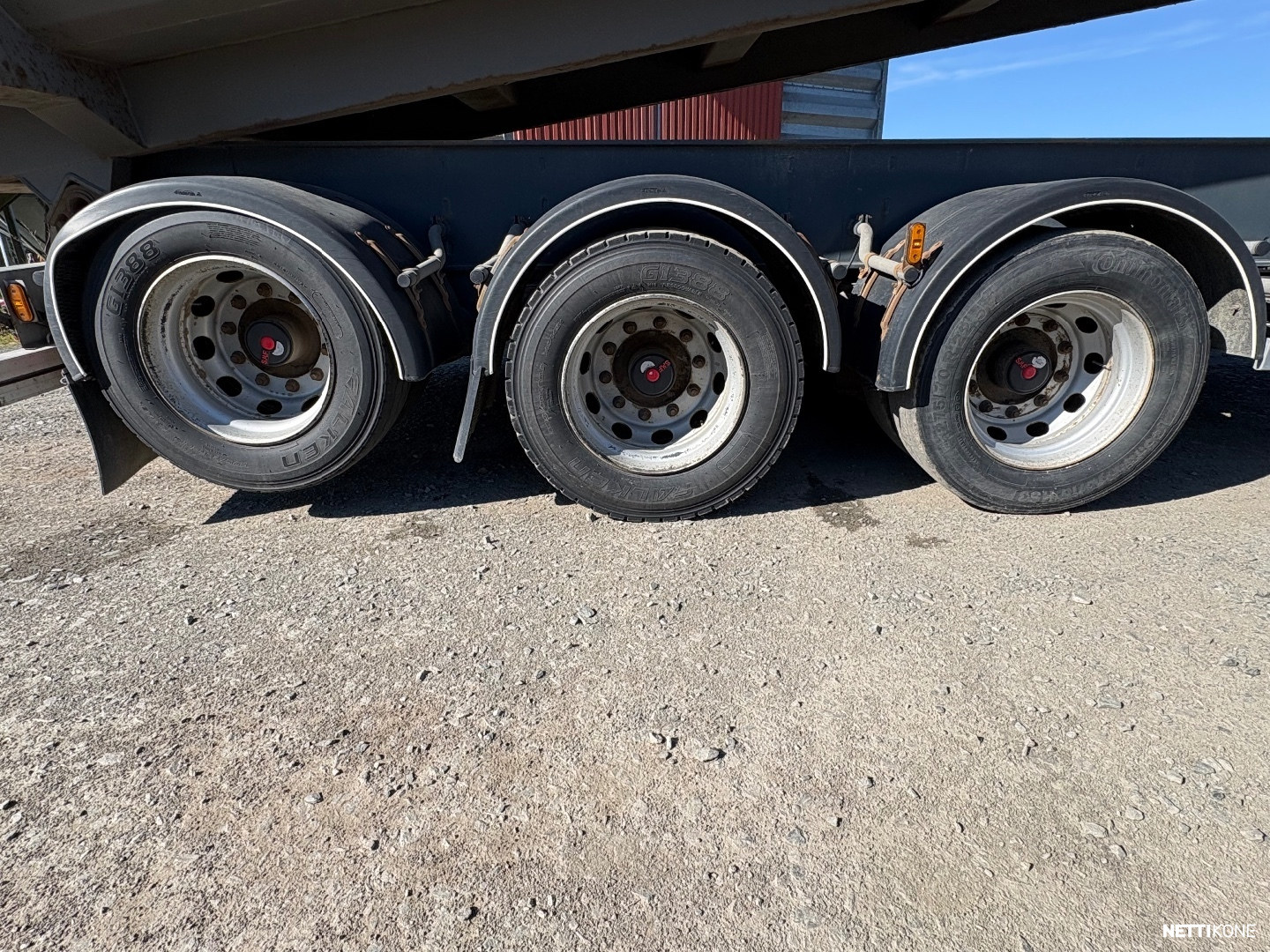 ATC APW kippikärry, 5-akselinen, Hardox lava, 32tn Nummen kippi 73500,00€ + alv **Rahoitus / Leasing ** 2022 - Image 16