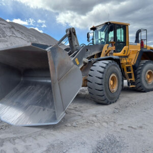 Volvo L 180 G 74900 ALV 0 % *RAHOITUS/LEASING TARJOLLA* *KAUHA* *VAAKA* *RENKAAT 80%* *RASVARI* *LÄMMITIN* 2012
