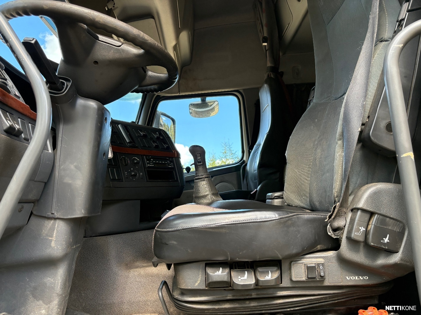Volvo FH420 8x4 Tridem Paperipiirturi Metsäkoneritilä 29900,00€ + alv *Rahoitus / Leasing* 2004 - Image 39