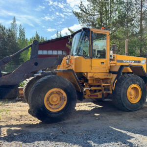 Volvo L 120 C 35000 ALV 0 % *RAHOITUS TARJOLLA* *LOADMASTER VAAKA* *RASVARI* *ILMASTOINTI* 1999