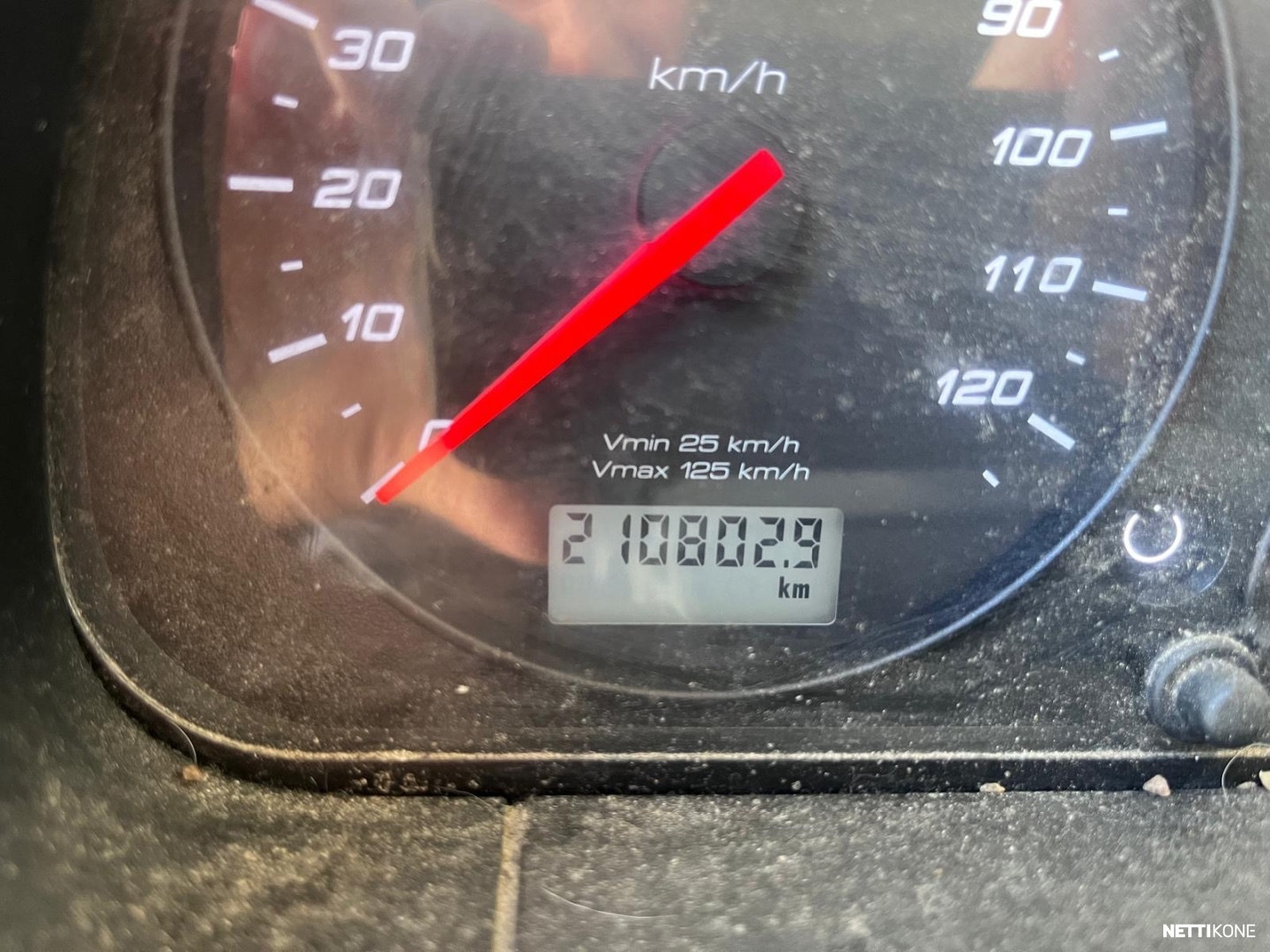 Iveco 570 159.000€ ALV0 RAHOITUS/LEASING TARJOLLA! PAJAKULMAN AURAVARUSTEET! 2020 - Image 19